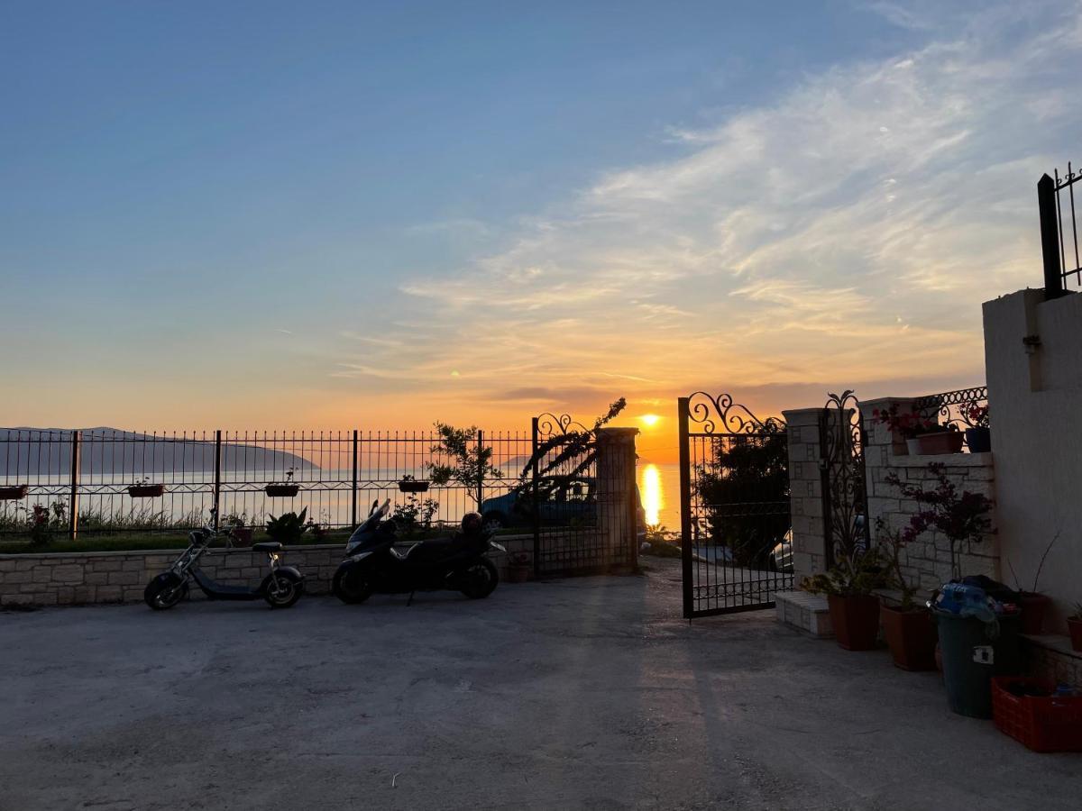 Vlorë Voyage Villa מראה חיצוני תמונה