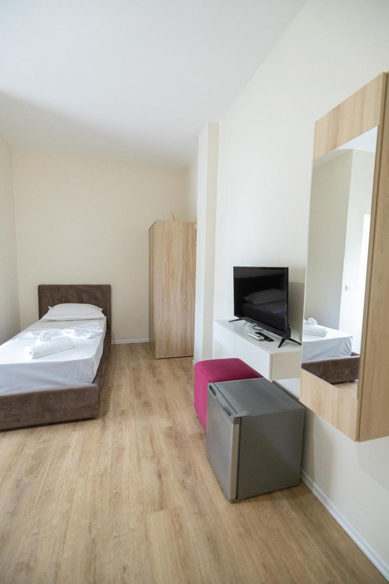 Vlorë Voyage Villa מראה חיצוני תמונה